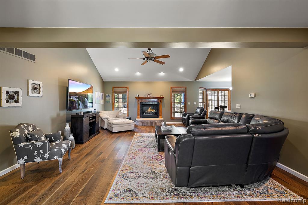 6066 BOWERS Road, Imlay City, MI 48444 — Photo 4