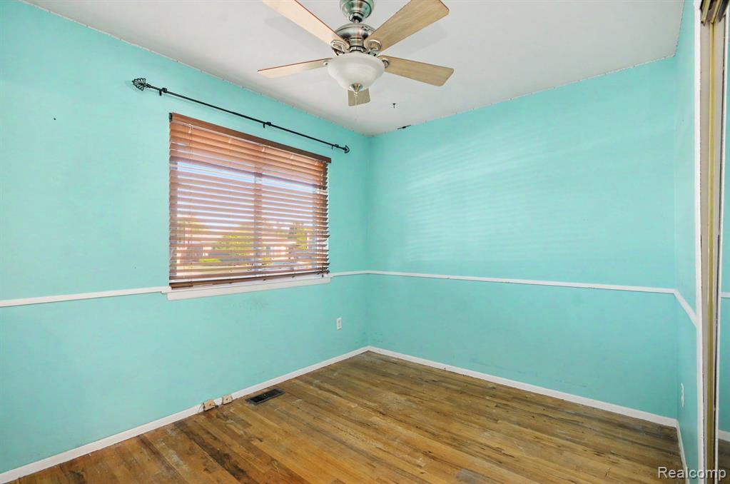 35252 Simon Drive, Clinton Twp, MI 48035 — Photo 10
