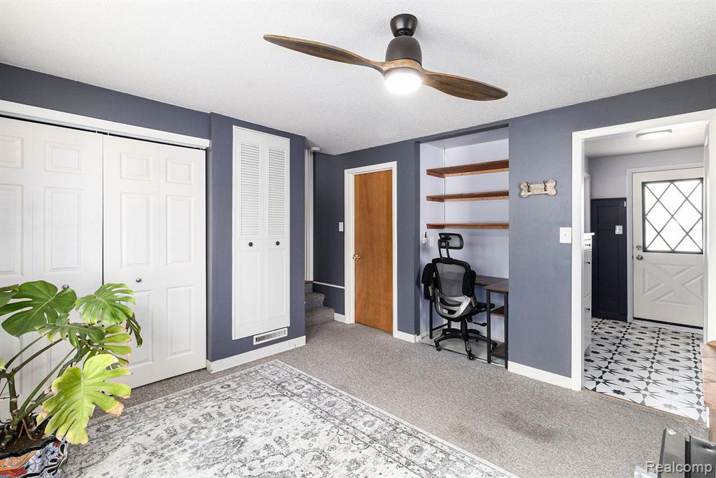 4230 BRISTOLWOOD Drive, Flint, MI 48507 — Photo 7