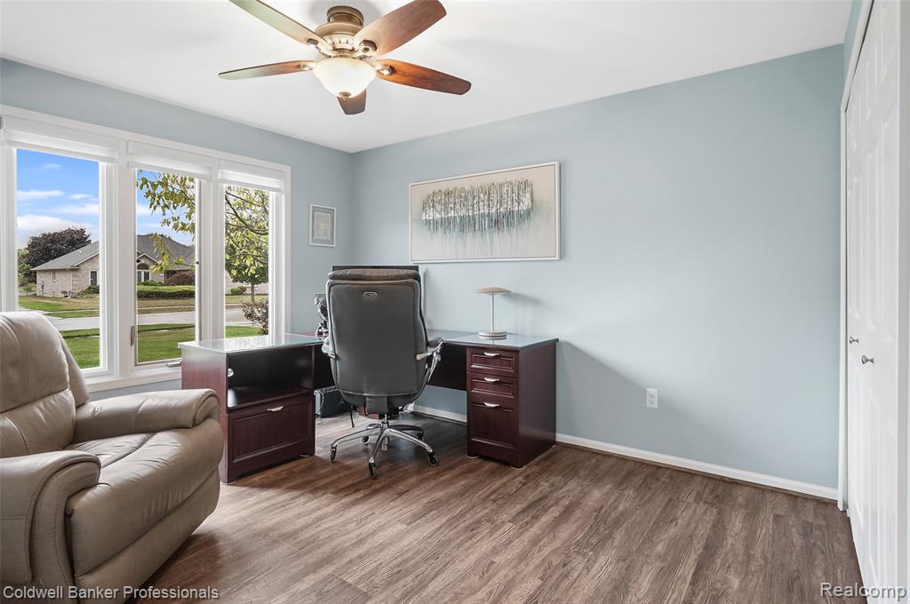 43246 Winterfield Drive, Sterling Heights, MI 48314 — Photo 29