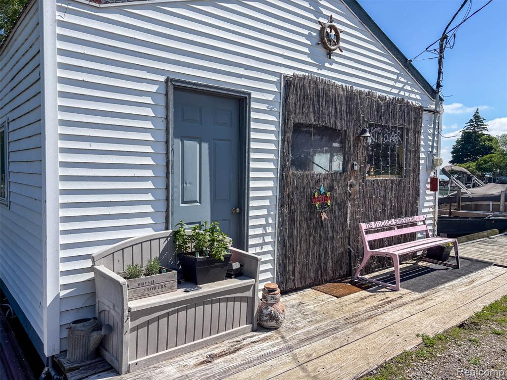 River Ln River Lane Boat Wls, Grosse Ile, MI 48138 — Photo 12