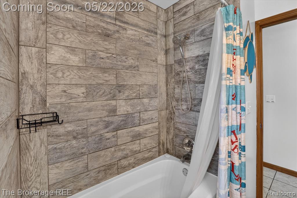 1029 Crestlane Drive, Saginaw, MI 48601 — Photo 22