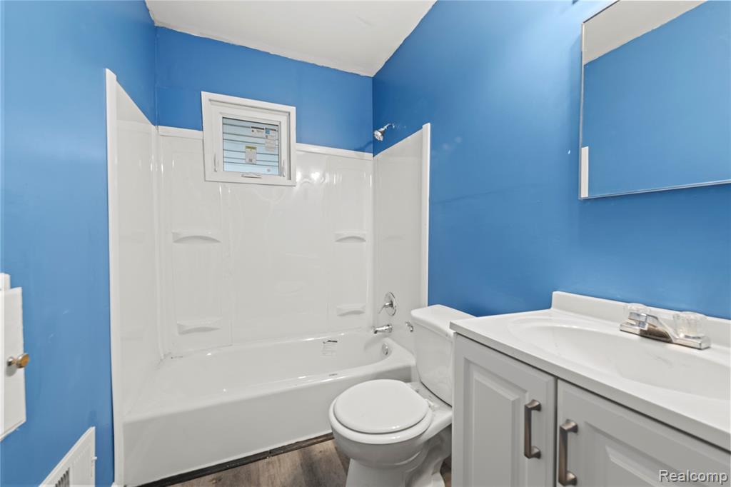 15921 Bramell Street, Detroit, MI 48223 — Photo 9