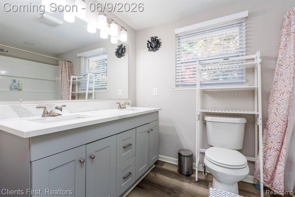 36515 Vicary Lane, Farmington, MI 48335 — Photo 29