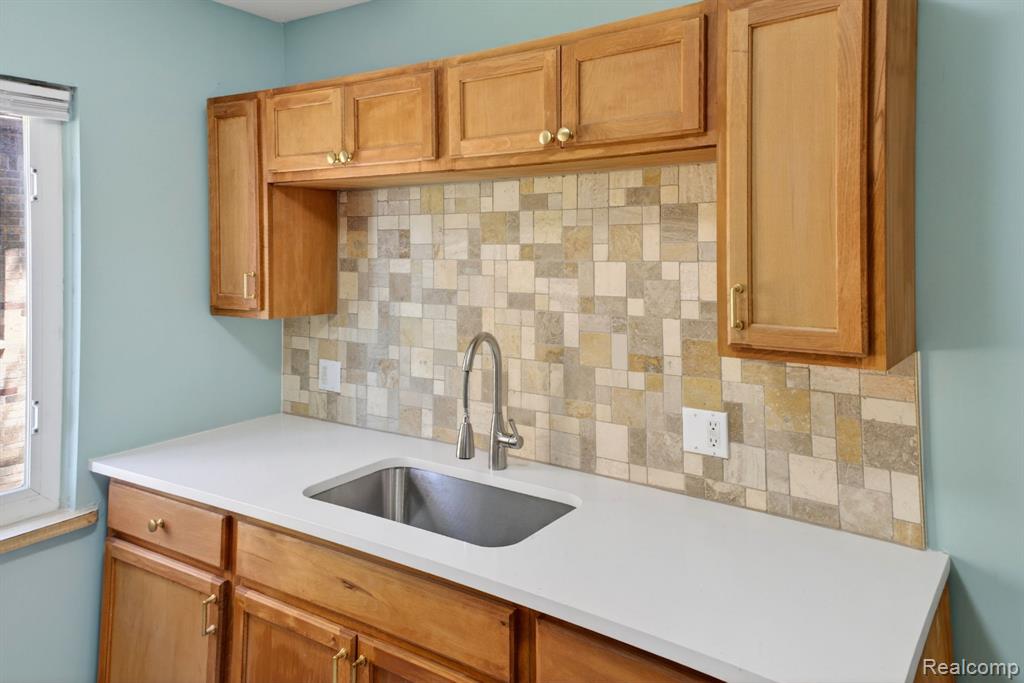15110 Cruse Street, Detroit, MI 48227 — Photo 7