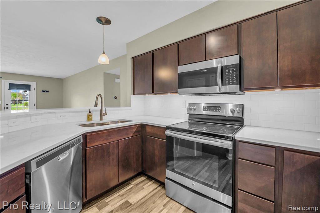 1517 LONG MEADOW Trail, Ann Arbor, MI 48108 — Photo 11