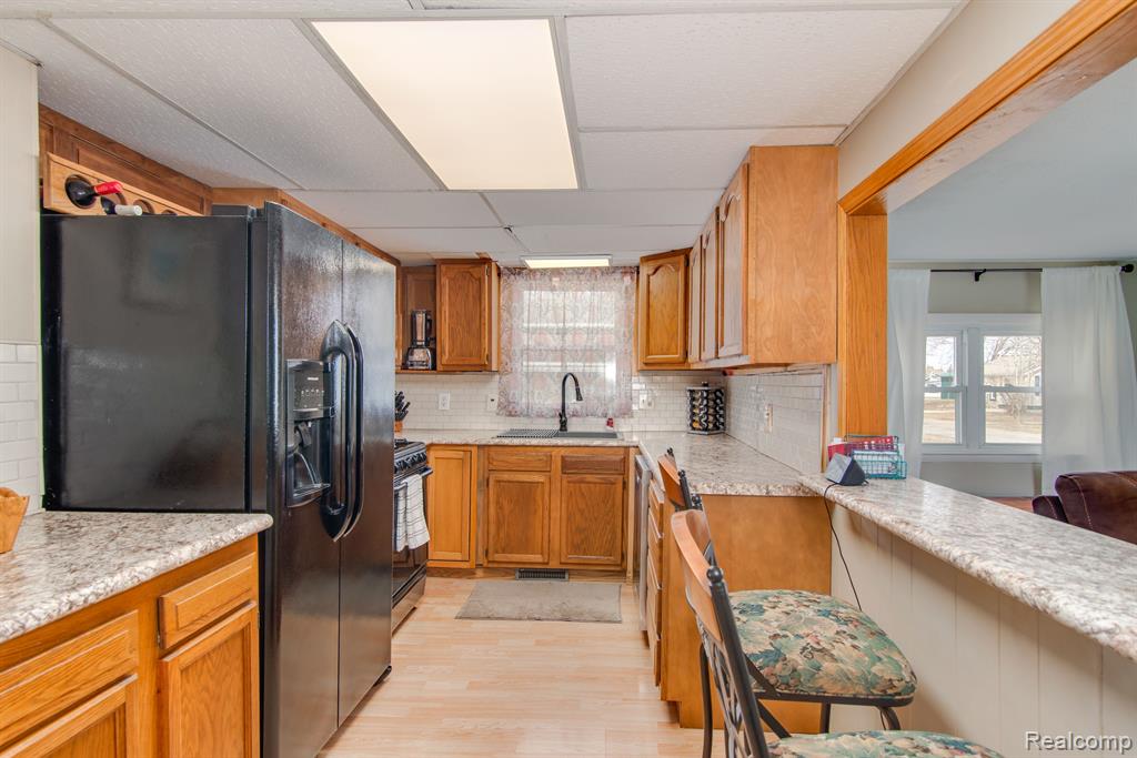 861 S LAKESIDE Drive, Michigan Center, MI 49254 — Photo 9
