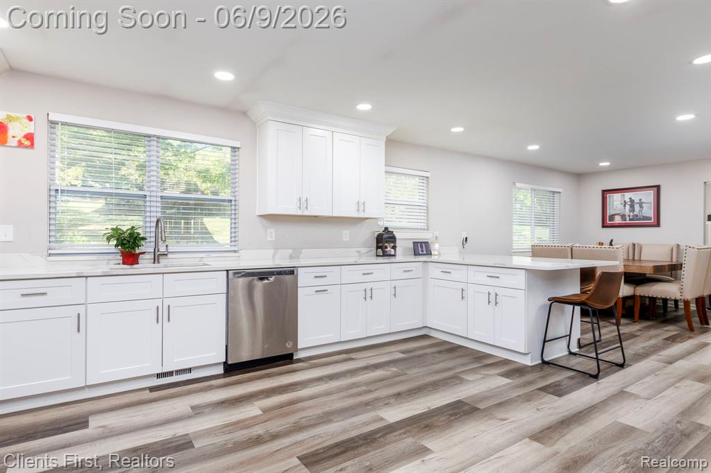 36515 Vicary Lane, Farmington, MI 48335 — Photo 9