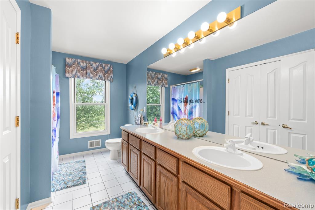 703 Sandalwood Court, Canton, MI 48188 — Photo 24