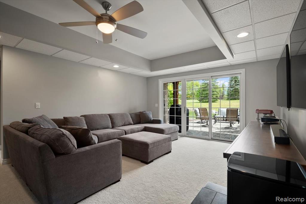 5696 Knob Hill Circle, 24, Clarkston, MI 48348 — Photo 26