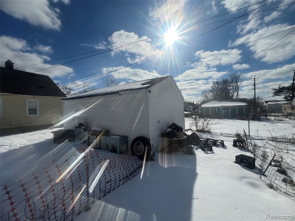 17665 Runyon Street, Detroit, MI 48234 — Photo 11