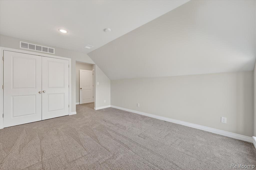 31005 Gregory Street, Grand Blanc, MI 48439 — Photo 22