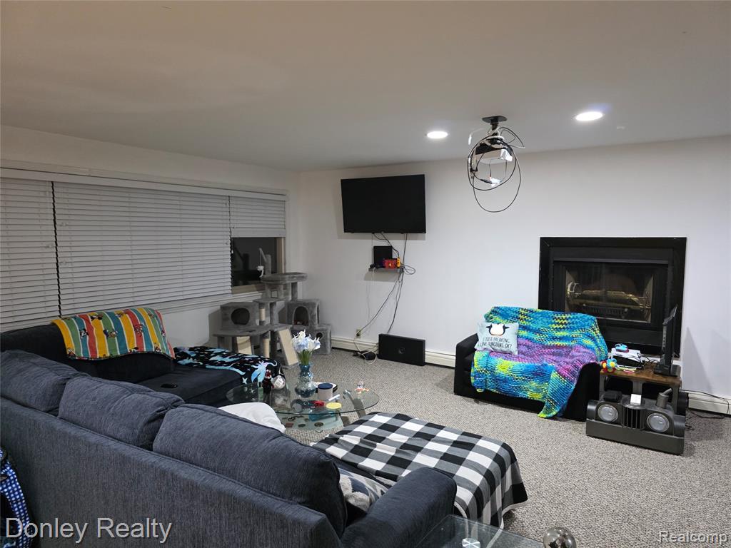 4677 Point Court, MI — Photo 6