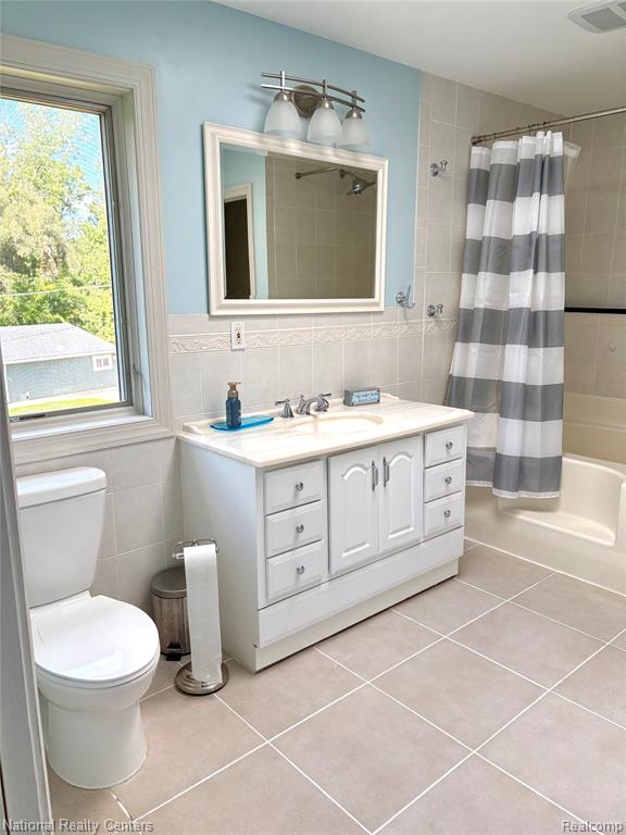 8871 Lakeview Drive, White Lake, MI — Photo 56