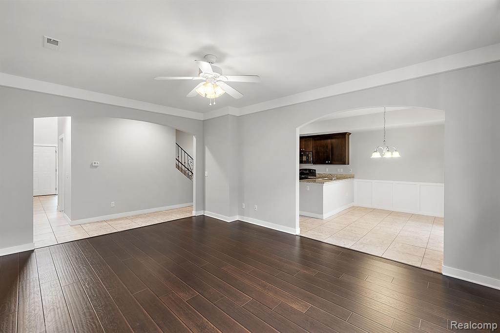 6235 Windemere Lane, Utica, MI 48316 — Photo 15