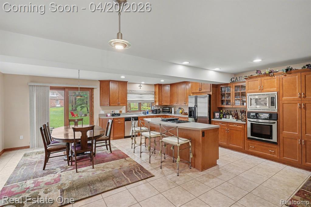 1355 Grebe Road, Highland, MI — Photo 10