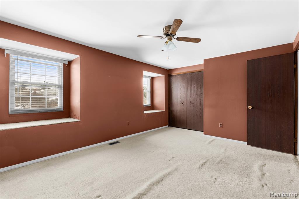 487 Pinehurst Drive, Rochester Hills, MI 48309 — Photo 20