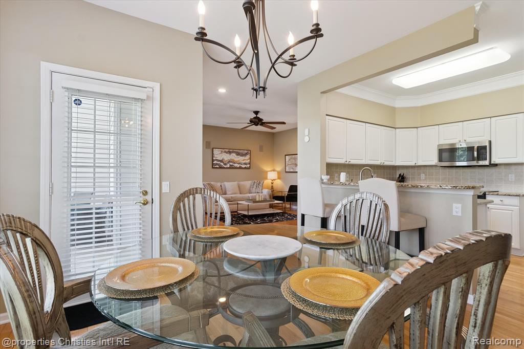39510 Edgewater Drive, 100, Northville, MI 48168 — Photo 12