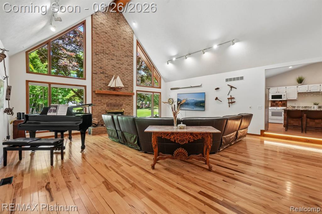 6100 Oak Valley Drive, Whitmore Lake, MI 48189 — Photo 3