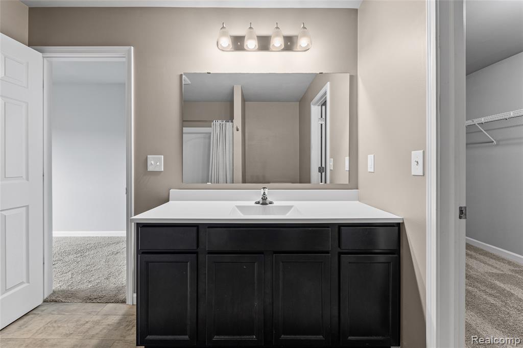 7158 Primrose Lane, Grand Blanc, MI 48439 — Photo 18