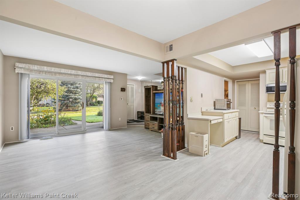 8248 Karam Boulevard, 3, Warren, MI 48093 — Photo 9