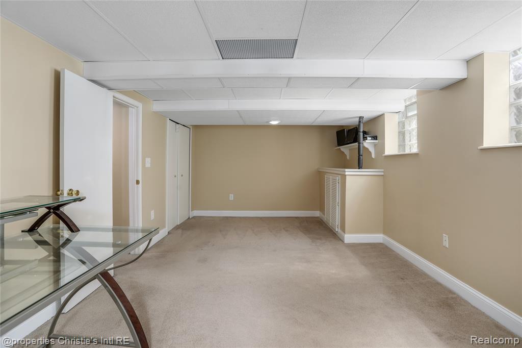 2021 Hyde Park Drive, Detroit, MI 48207 — Photo 28