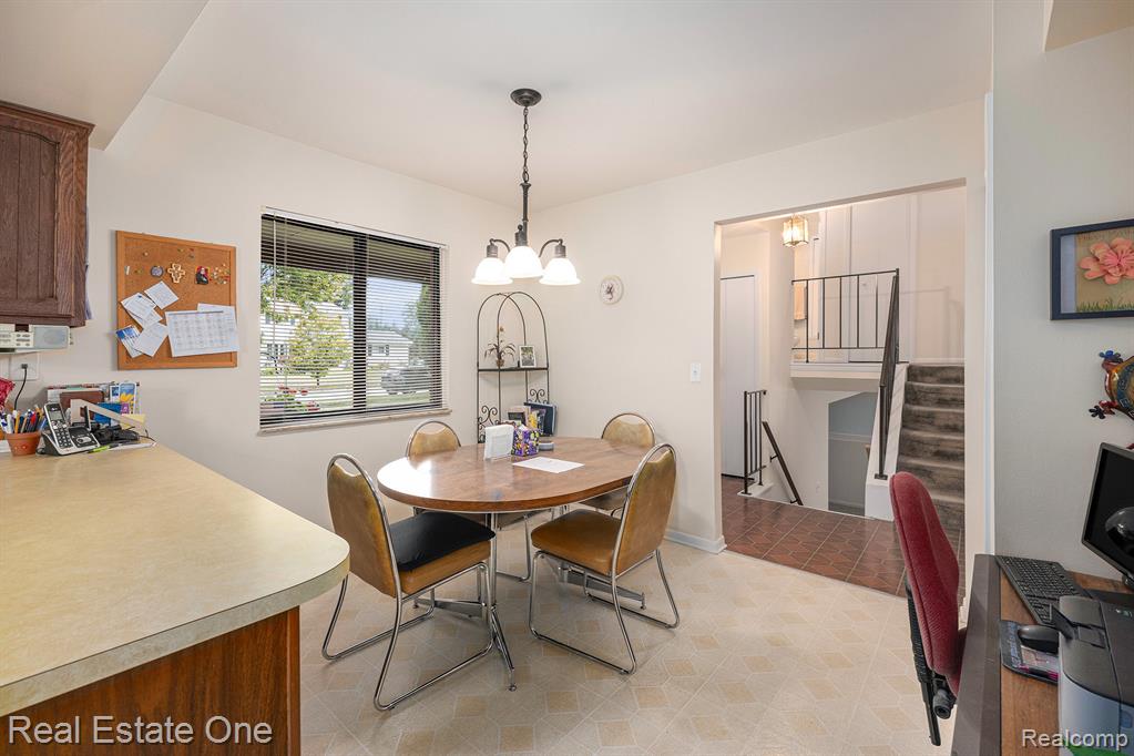 5982 Slate Drive, Troy, MI 48085 — Photo 12