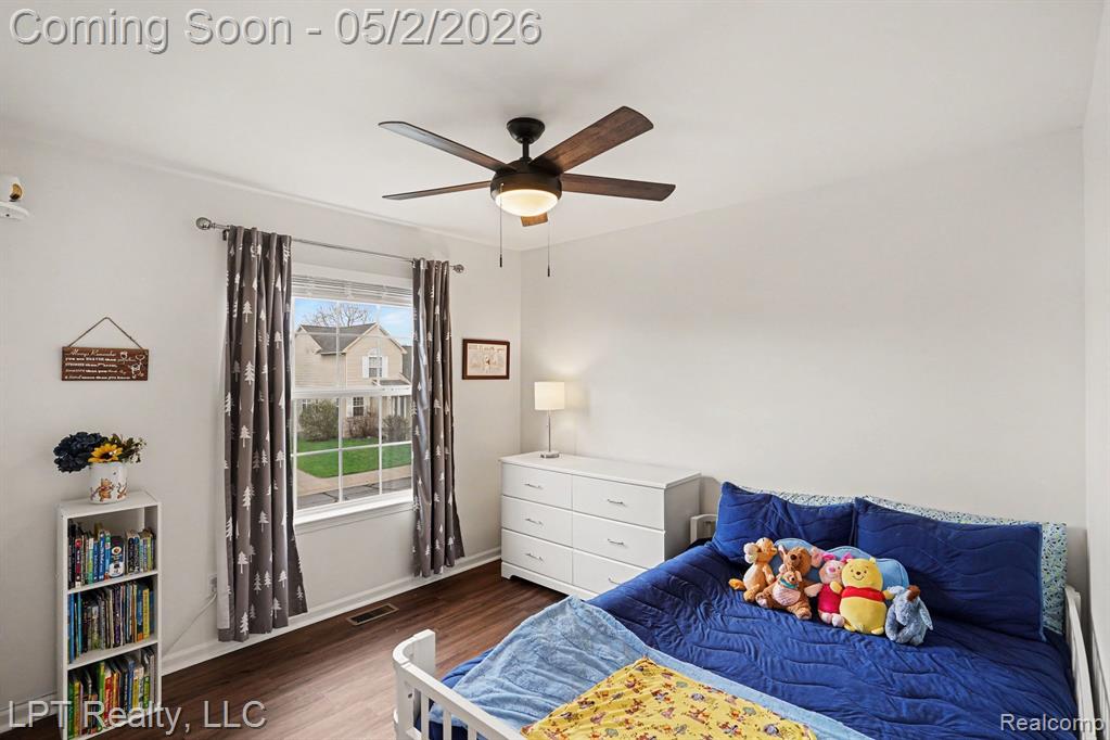 406 Mill Pond Drive, Fenton, MI 48430 — Photo 14