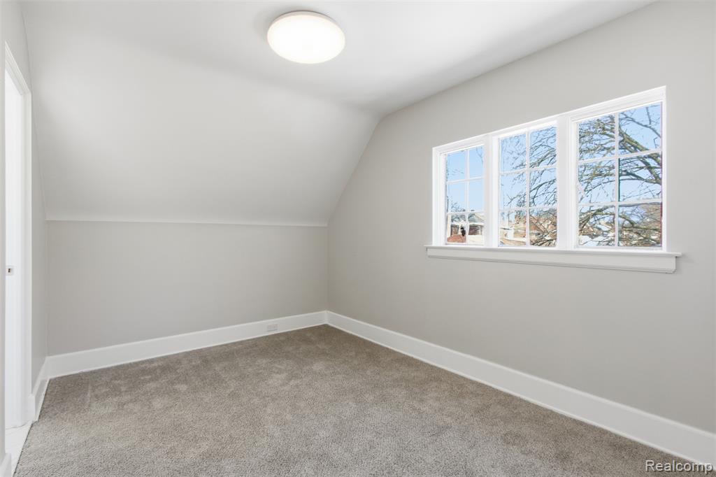 9500 La Salle Boulevard, Detroit, MI 48206 — Photo 24