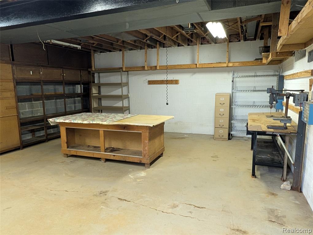 9345 Weber Road, Columbus, MI — Photo 21