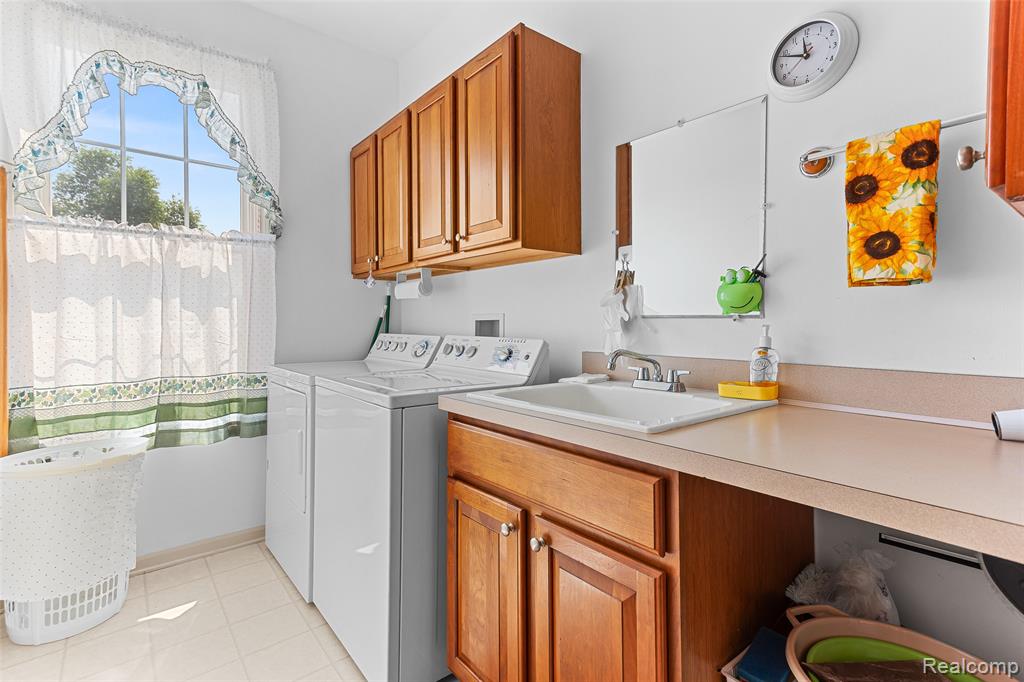 5093 Creekmonte Drive, Rochester, MI 48306 — Photo 19