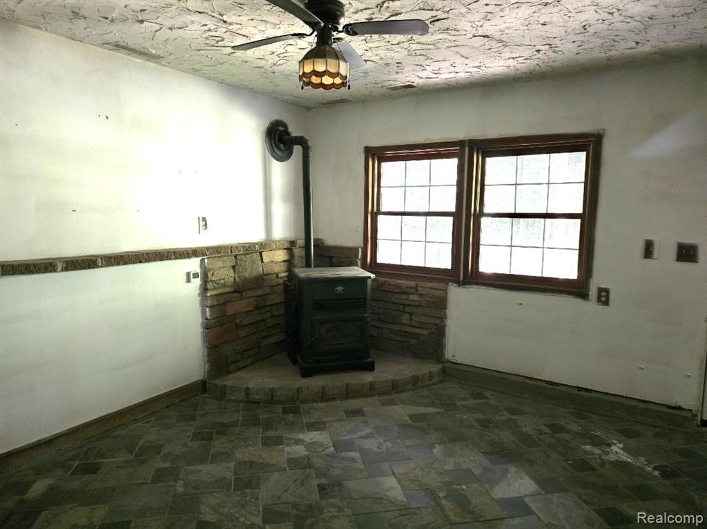5848 Fostoria Road, Columbiaville, MI 48421 — Photo 7