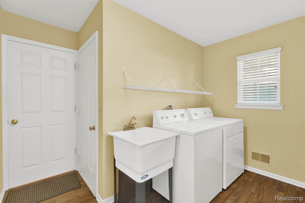41225 Greenspire Drive, Clinton Twp, MI 48038 — Photo 22