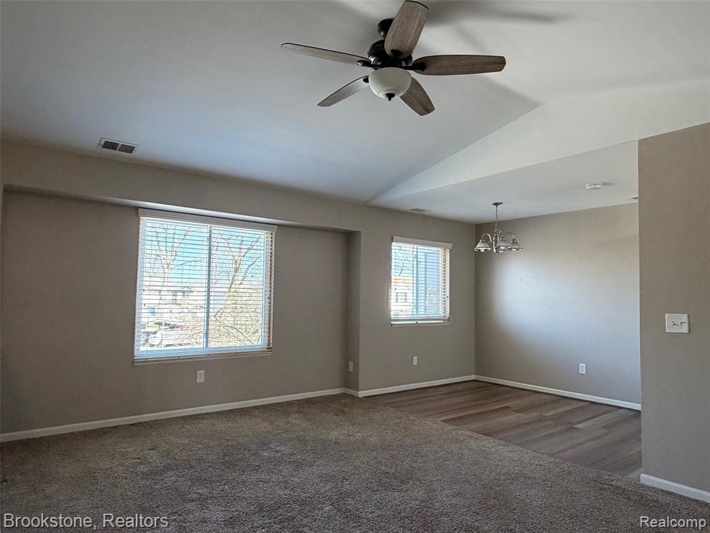 17408 Utica Oaks Lane, Roseville, MI 48066 — Photo 2
