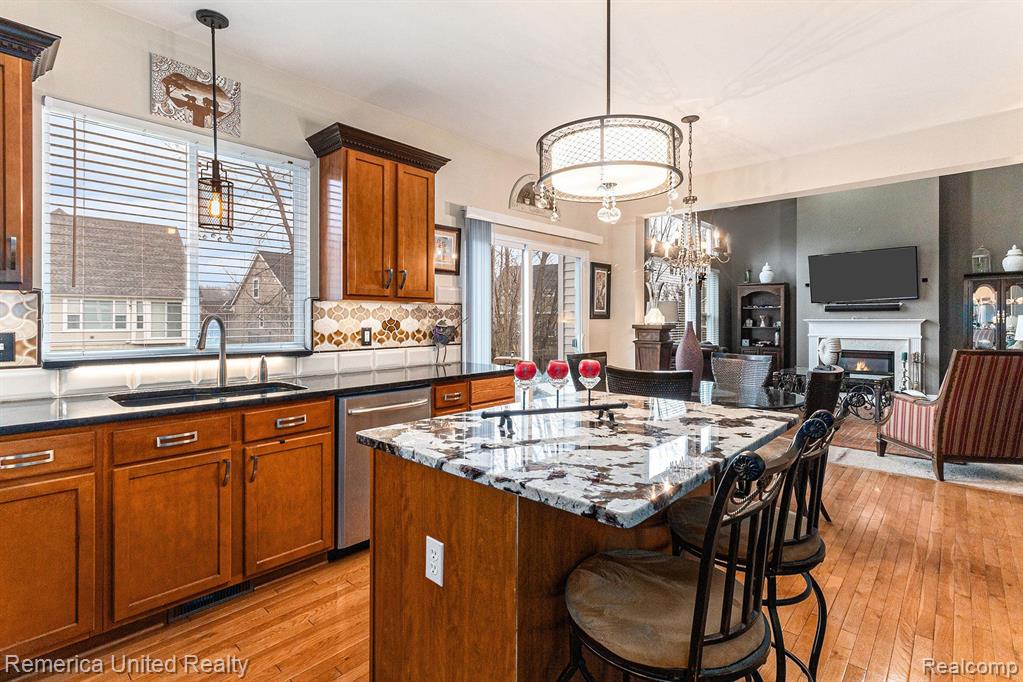 1304 YOSEMITE VALLEY Drive, Milford, MI 48381 — Photo 11