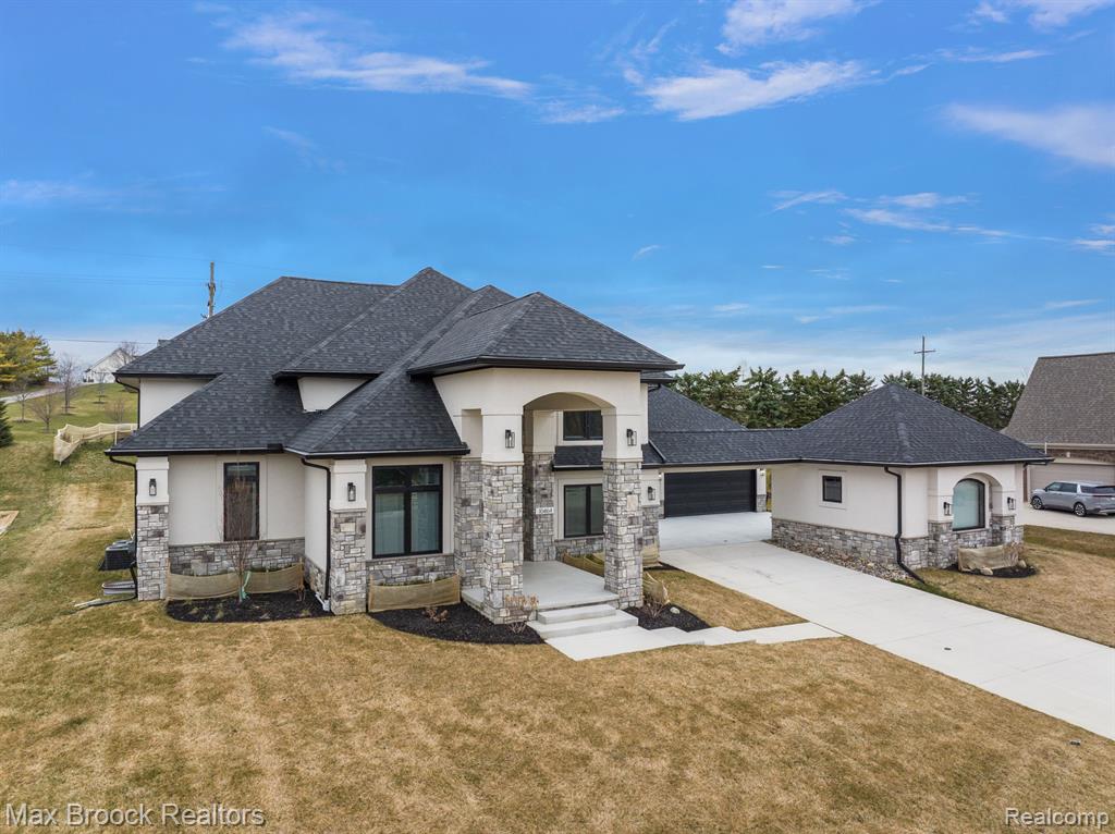 10464 Stoney Point Drive, South Lyon, MI 48178 — Photo 2