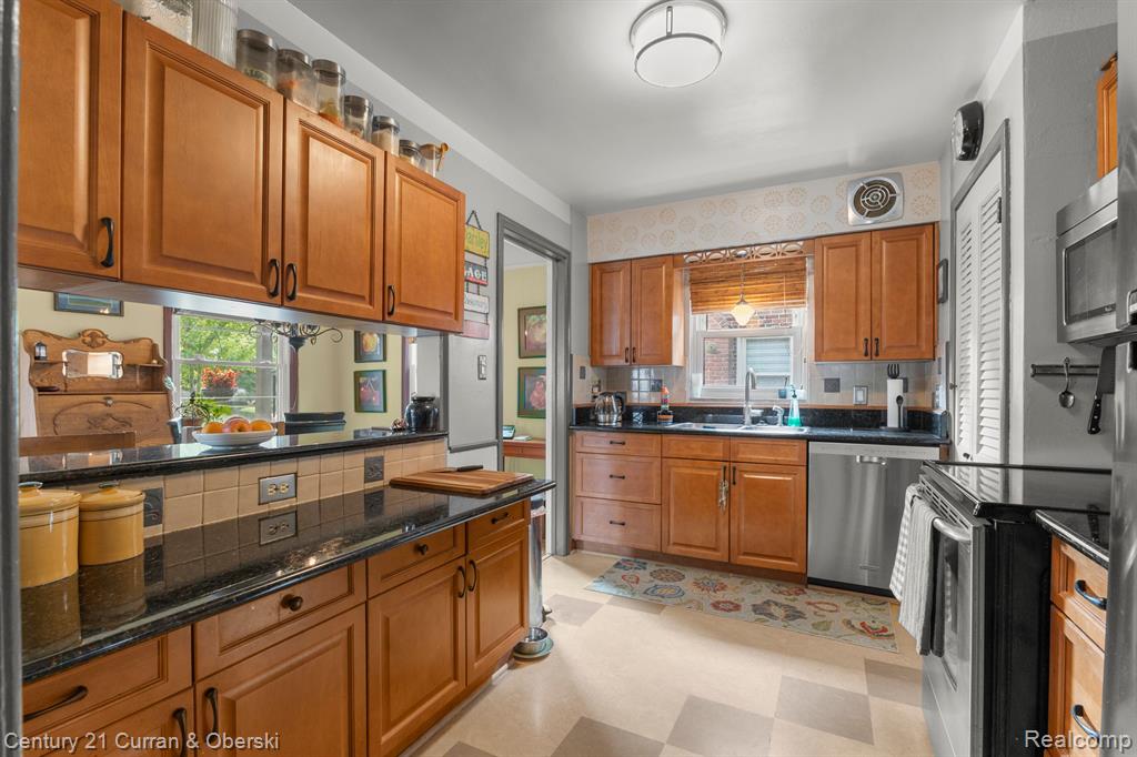515 N WAVERLY Street, Dearborn, MI 48128 — Photo 14