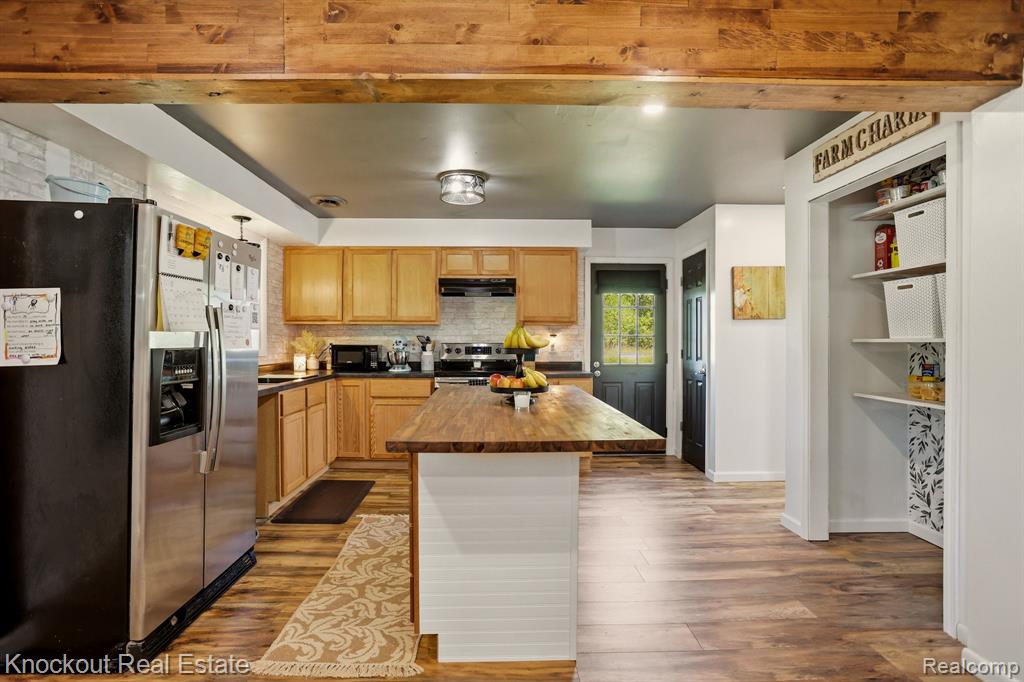 8845 Ormes Road, Vassar, MI 48768 — Photo 12