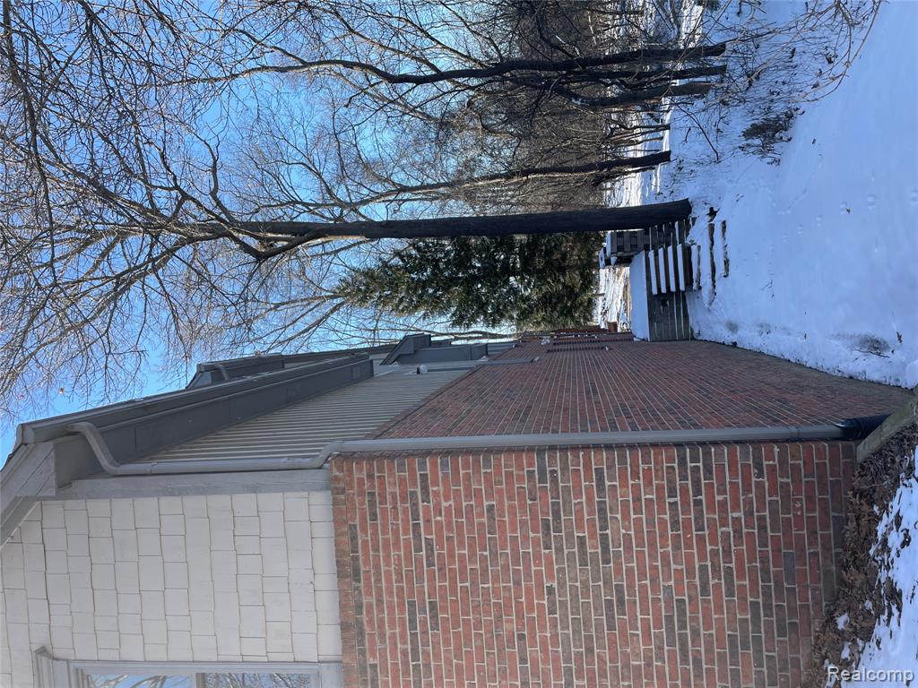 4765 Woodbine Circle S, West Bloomfield, MI 48323 — Photo 5