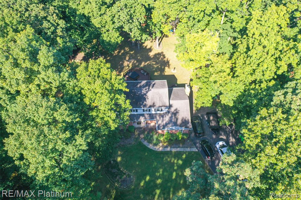 6567 Heaven Drive, Howell, MI 48855 — Photo 8