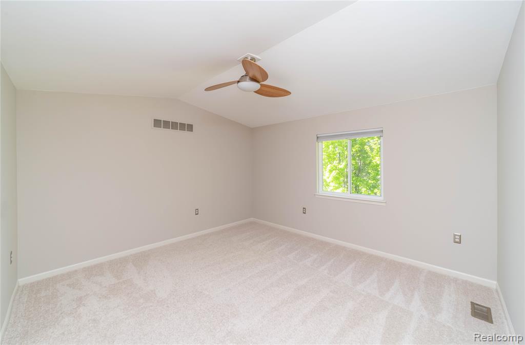 5143 Parsley Drive, Utica, MI 48316 — Photo 18