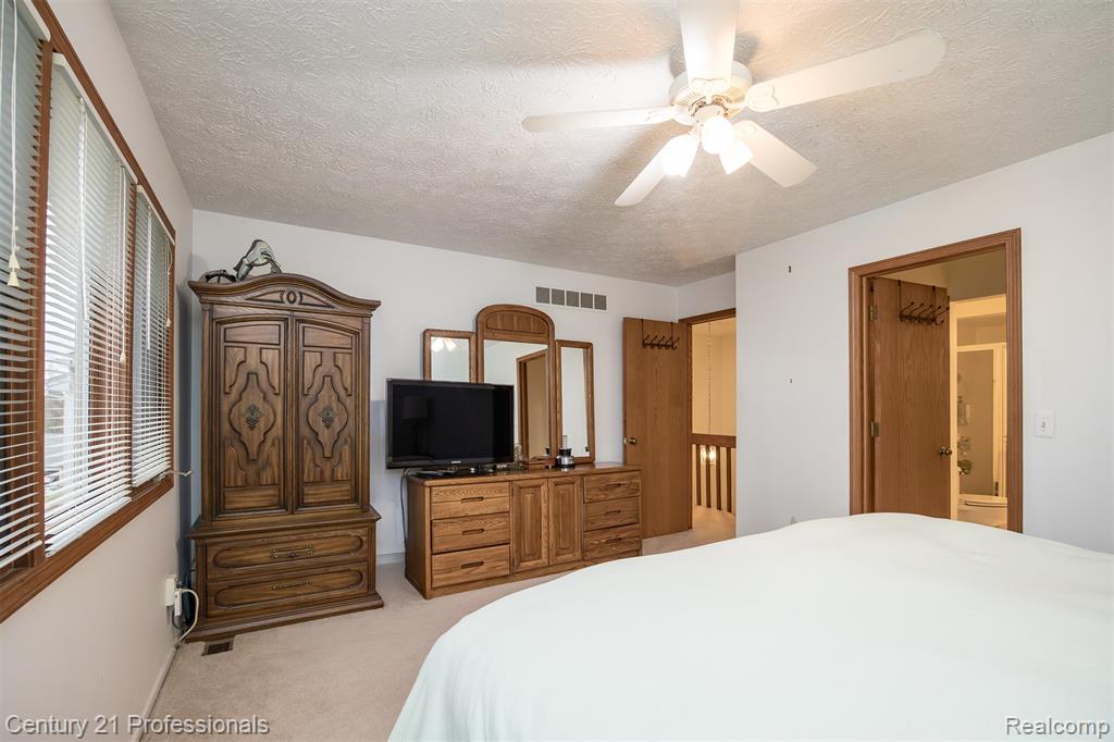 5081 Timberway Trail, Clarkston, MI — Photo 15