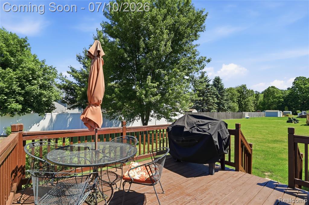 5275 E Maple Avenue, Grand Blanc, MI 48439 — Photo 34