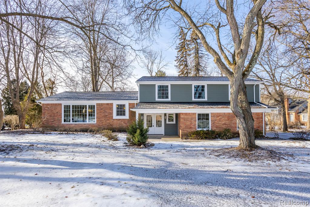 5536 FARMERS, Bloomfield Hills, MI 48301 — front exterior