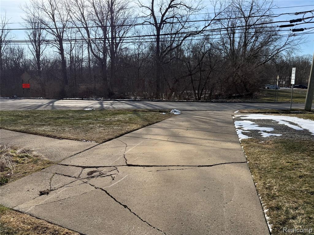 508 FAIRBROOK Street, Northville, MI 48167 — Photo 28