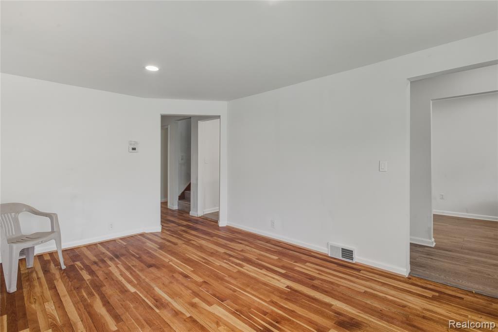 608 Nevada Avenue, Pontiac, MI 48341 — Photo 5