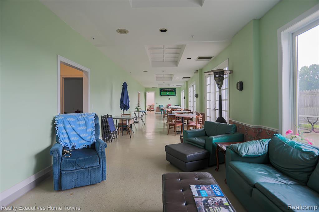 9334 River Road, Algonac, MI, 48001