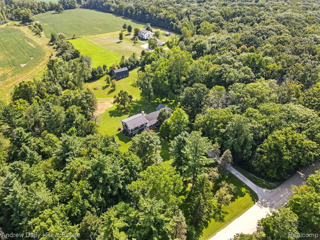 6300 Brookville Road, South Lyon, MI 48178 — Photo 2