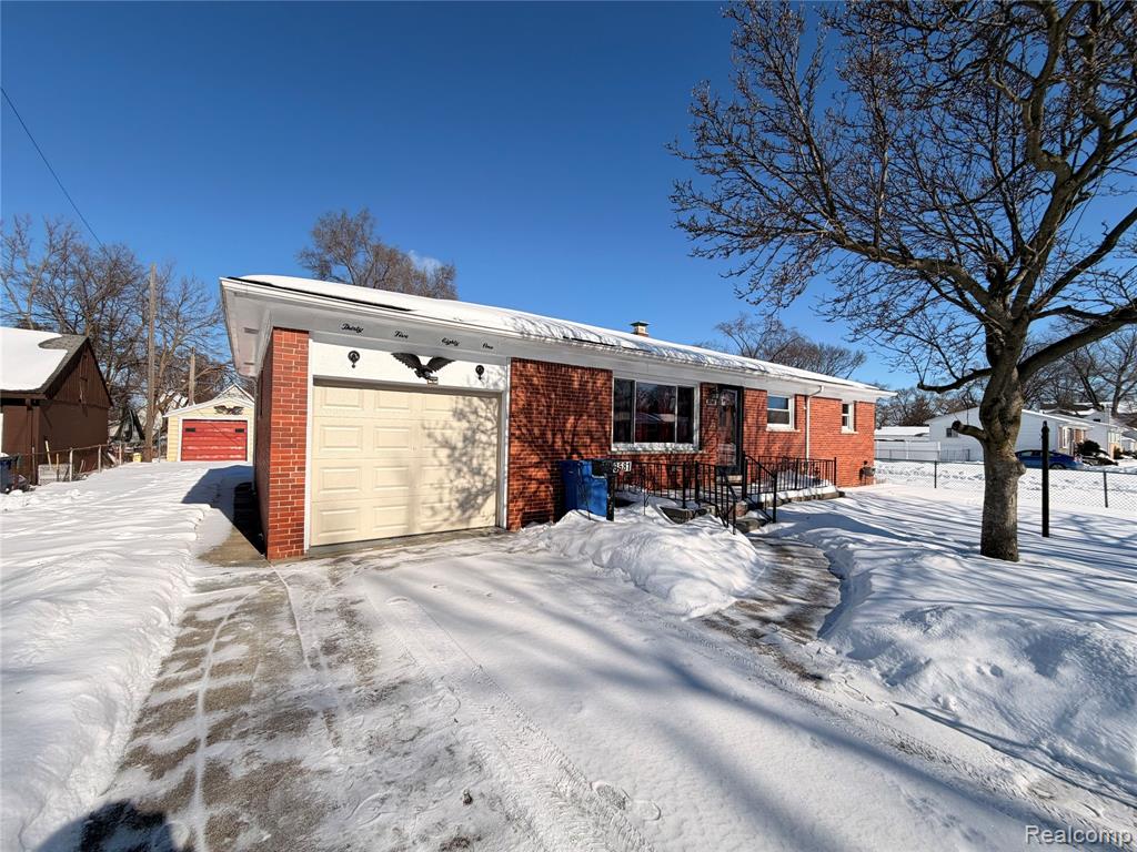 3581 Stolzenfeld Avenue, Warren, MI 48091 — Photo 2