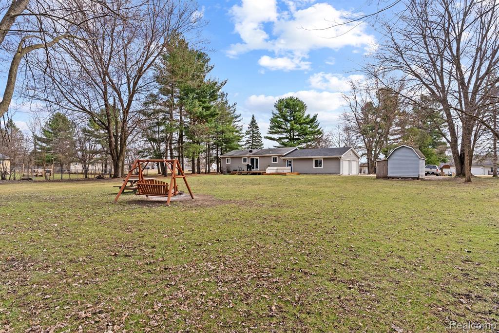 8629 CANADA Road, Birch Run, MI 48415 — Photo 37